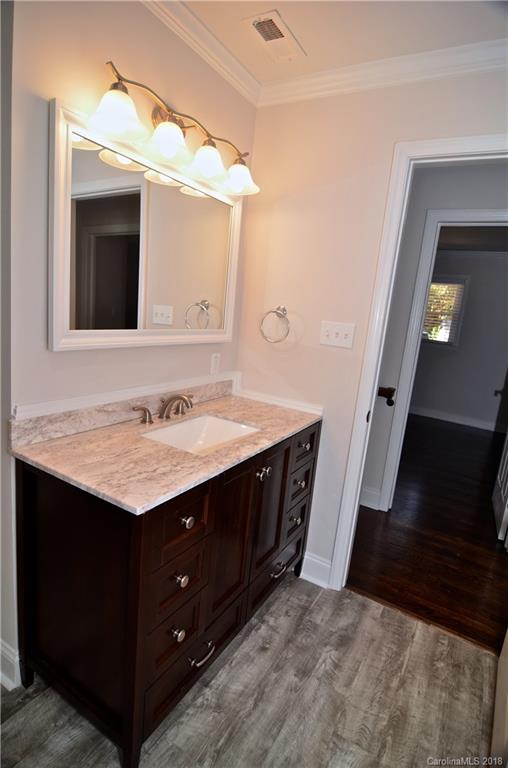 3726 Dunwoody Drive Charlotte NC 28215