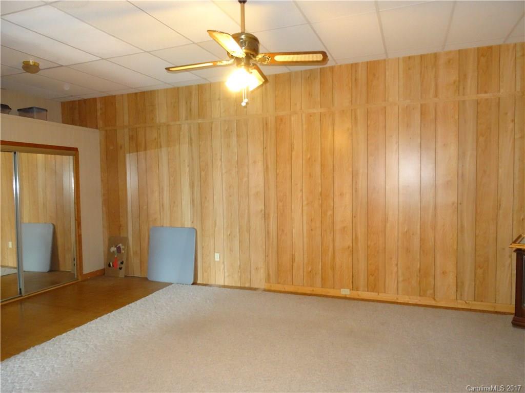 91 Sky View Drive Burnsville NC 28714