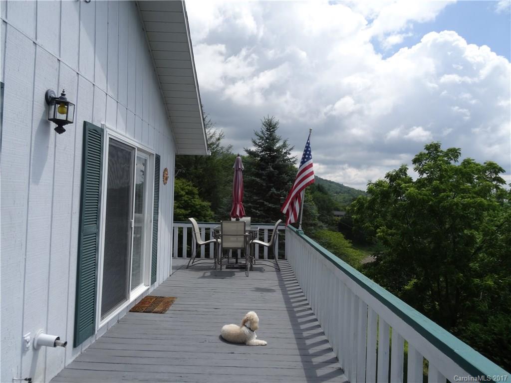 91 Sky View Drive Burnsville NC 28714