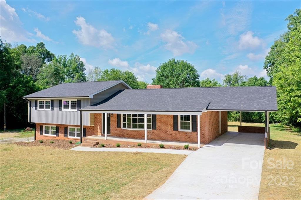 221 Woodland Avenue Lexington NC 27295