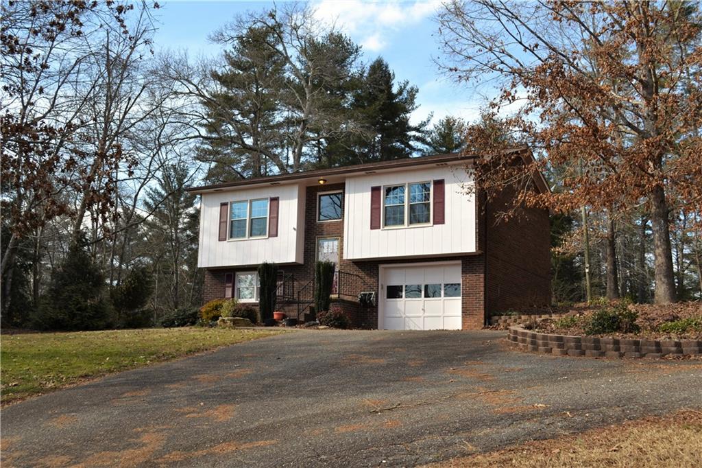 3856 Pea Ridge Road, NC Real Estate Listing MLS Car3474120