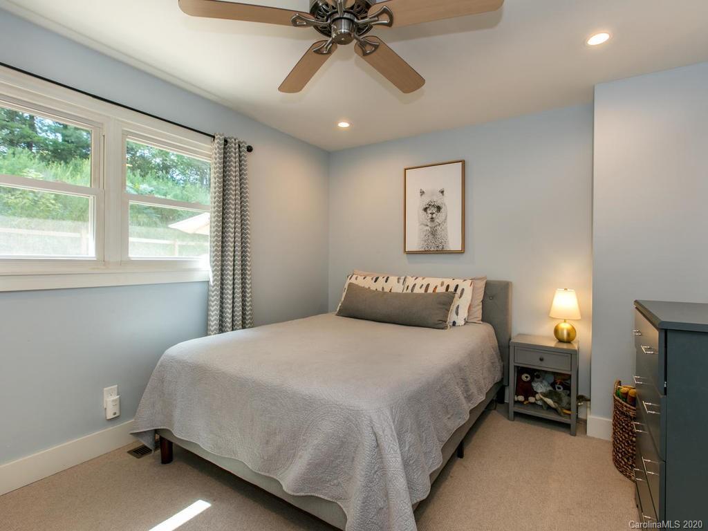 27 Beechwood Road Asheville NC 28805
