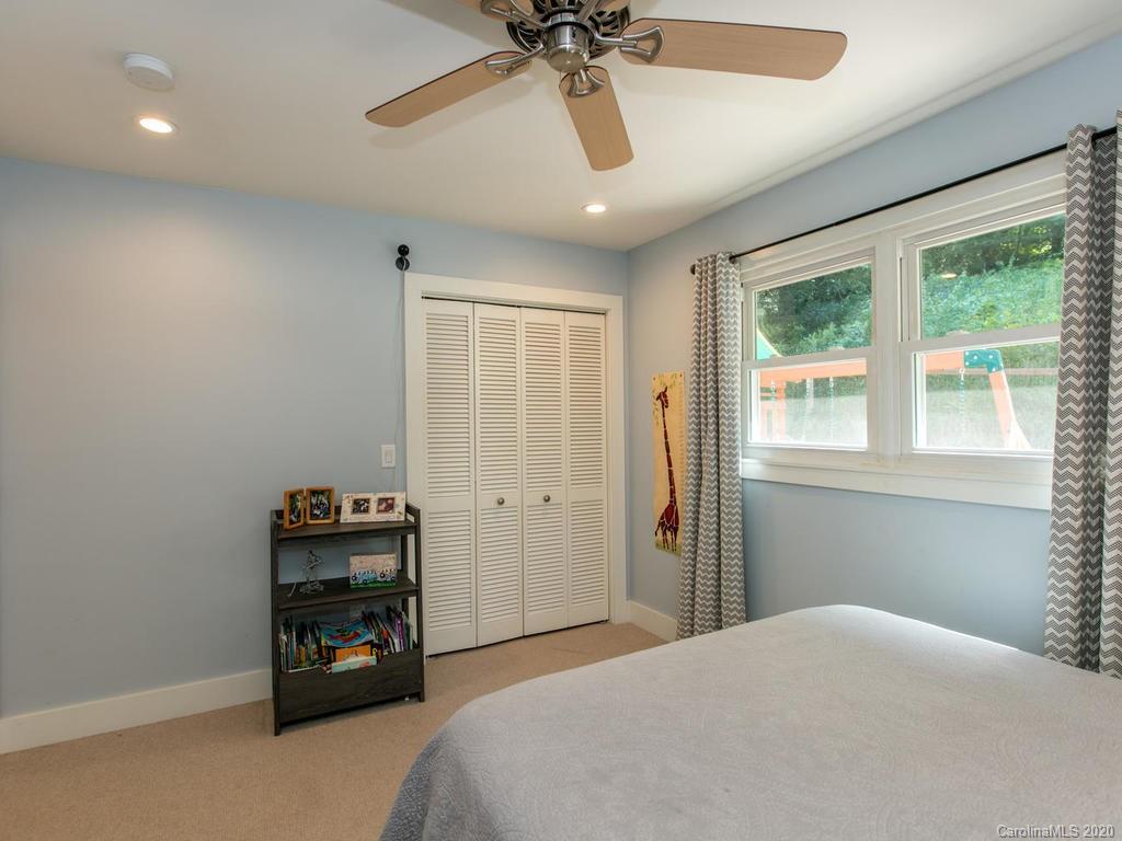 27 Beechwood Road Asheville NC 28805