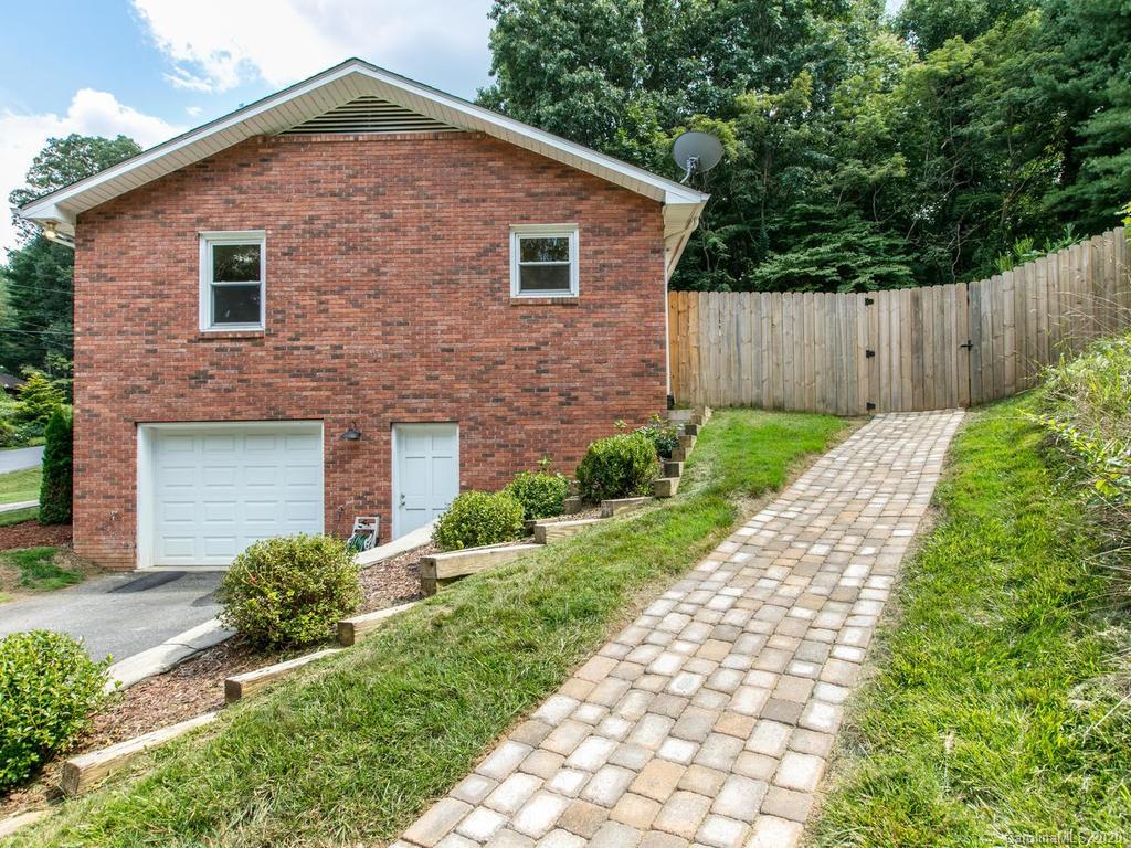 27 Beechwood Road Asheville NC 28805