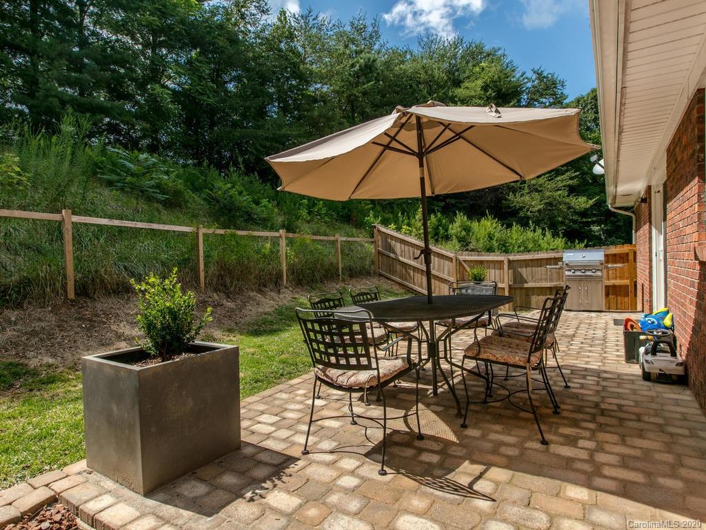27 Beechwood Road Asheville NC 28805