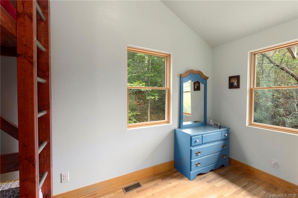 1109 Bee Tree Road Swannanoa NC 28778