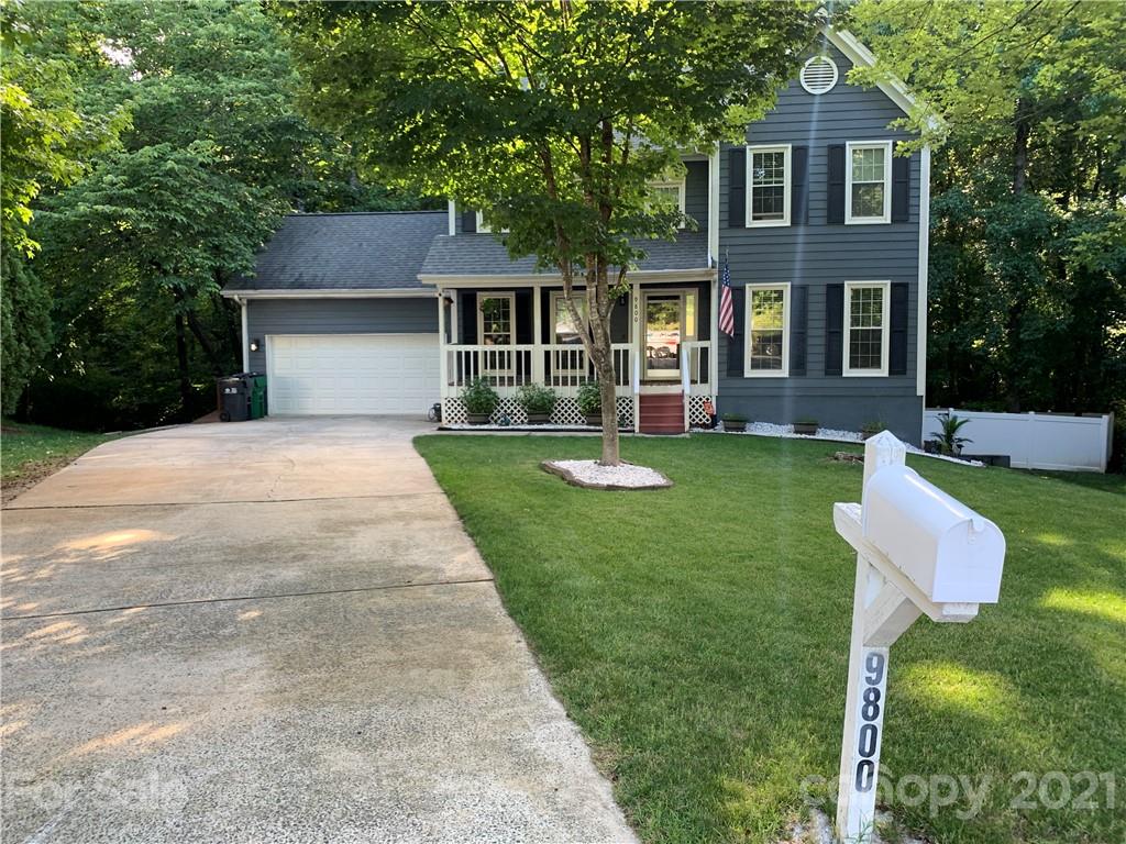 9800 Fairlea Drive Charlotte NC 28269