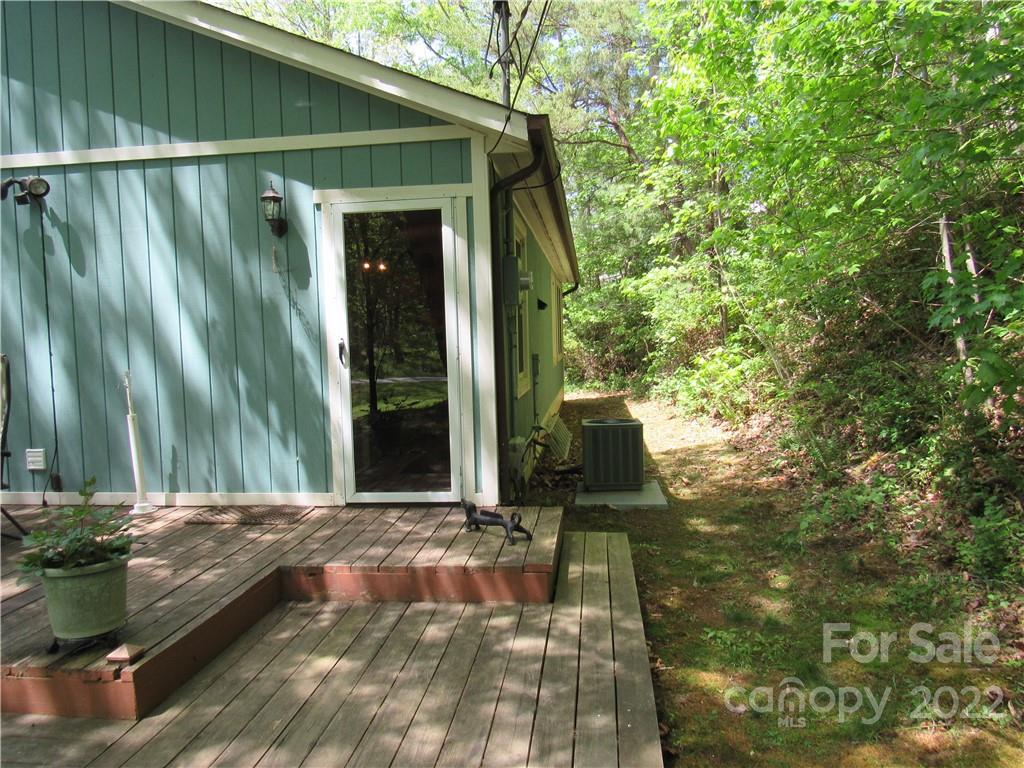 127 Dula Springs Road Weaverville NC 28787