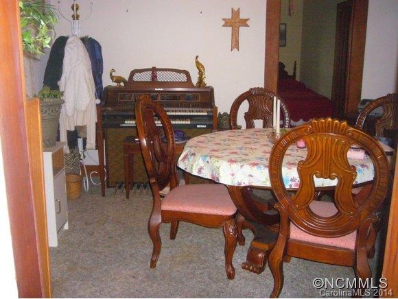 510 East Street Candler NC 28715