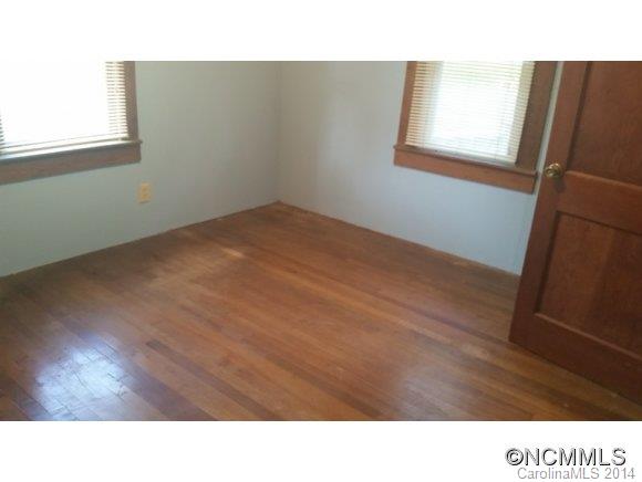 510 East Street Candler NC 28715