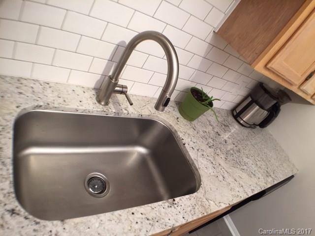 69 Grandview Road Asheville NC 28806