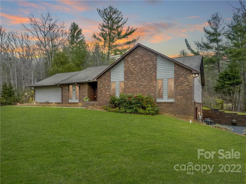 39 Justin Drive Etowah NC 28729