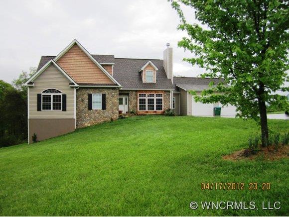 19 Brennan Brook Drive Asheville NC 28806