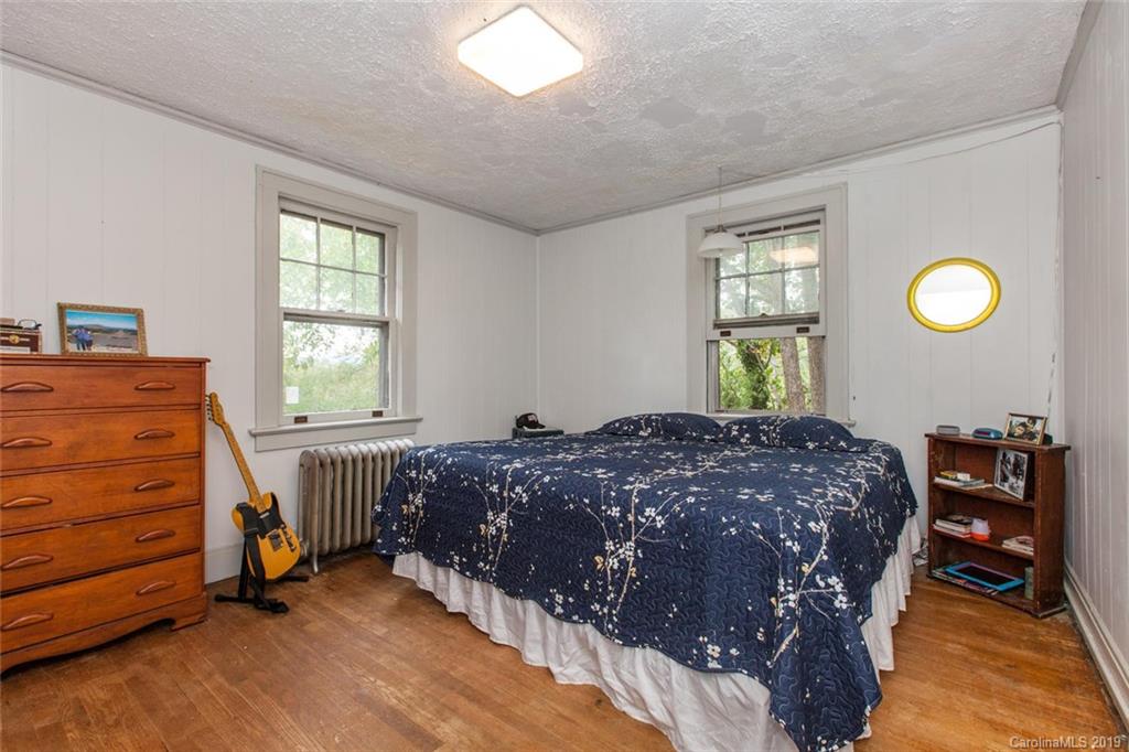 107 Brucemont Circle Asheville NC 28806