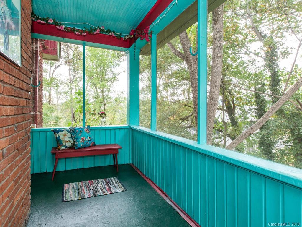 107 Brucemont Circle Asheville NC 28806