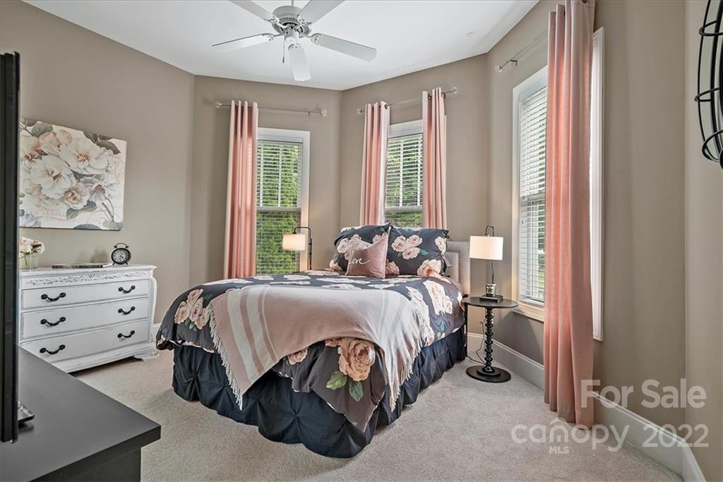 17030 Hedgerow Park Road Charlotte NC 28277
