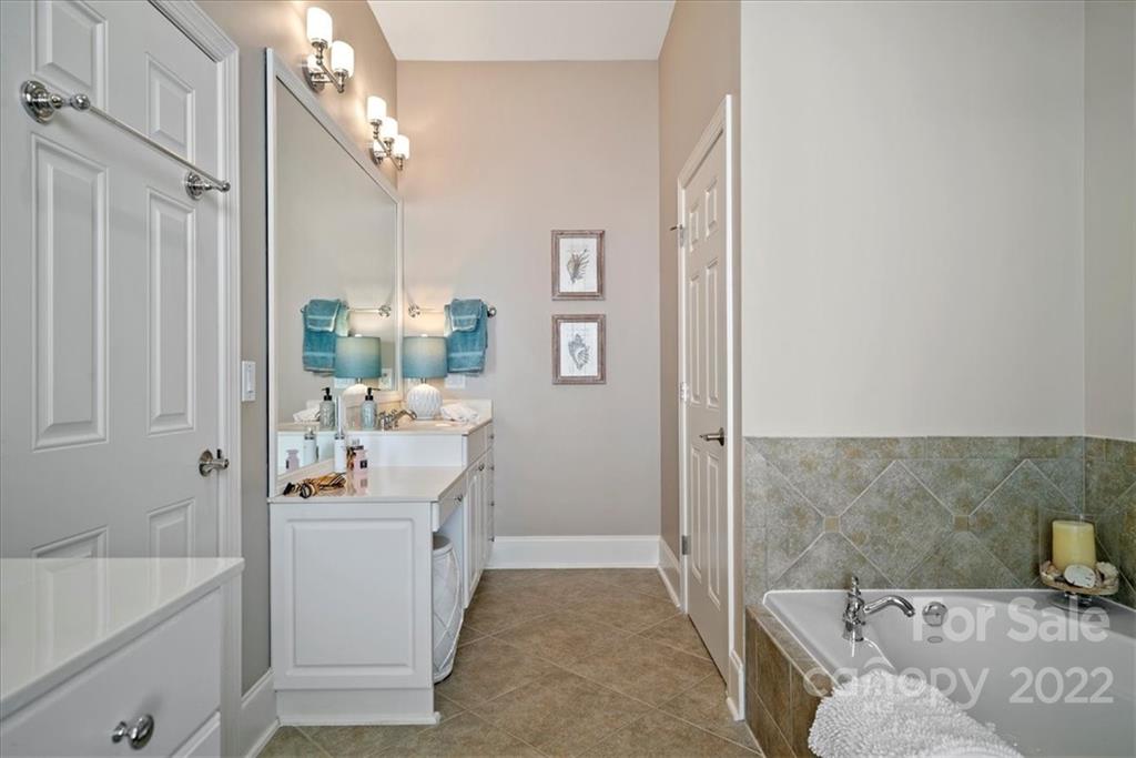 17030 Hedgerow Park Road Charlotte NC 28277