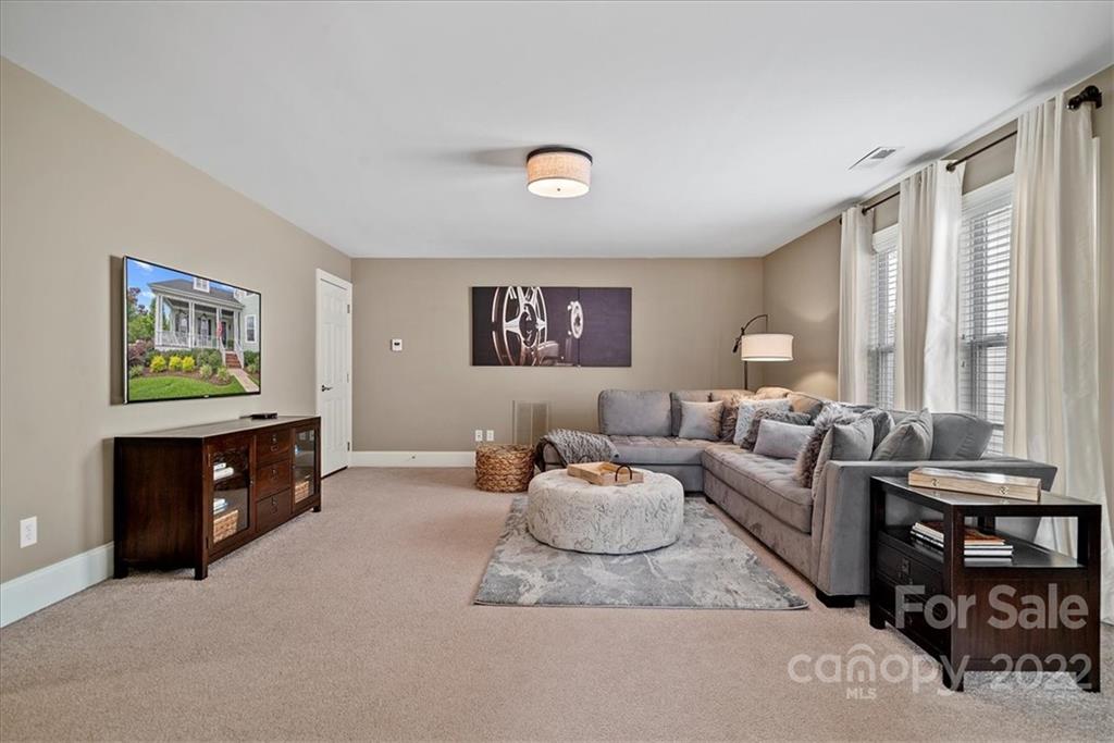 17030 Hedgerow Park Road Charlotte NC 28277