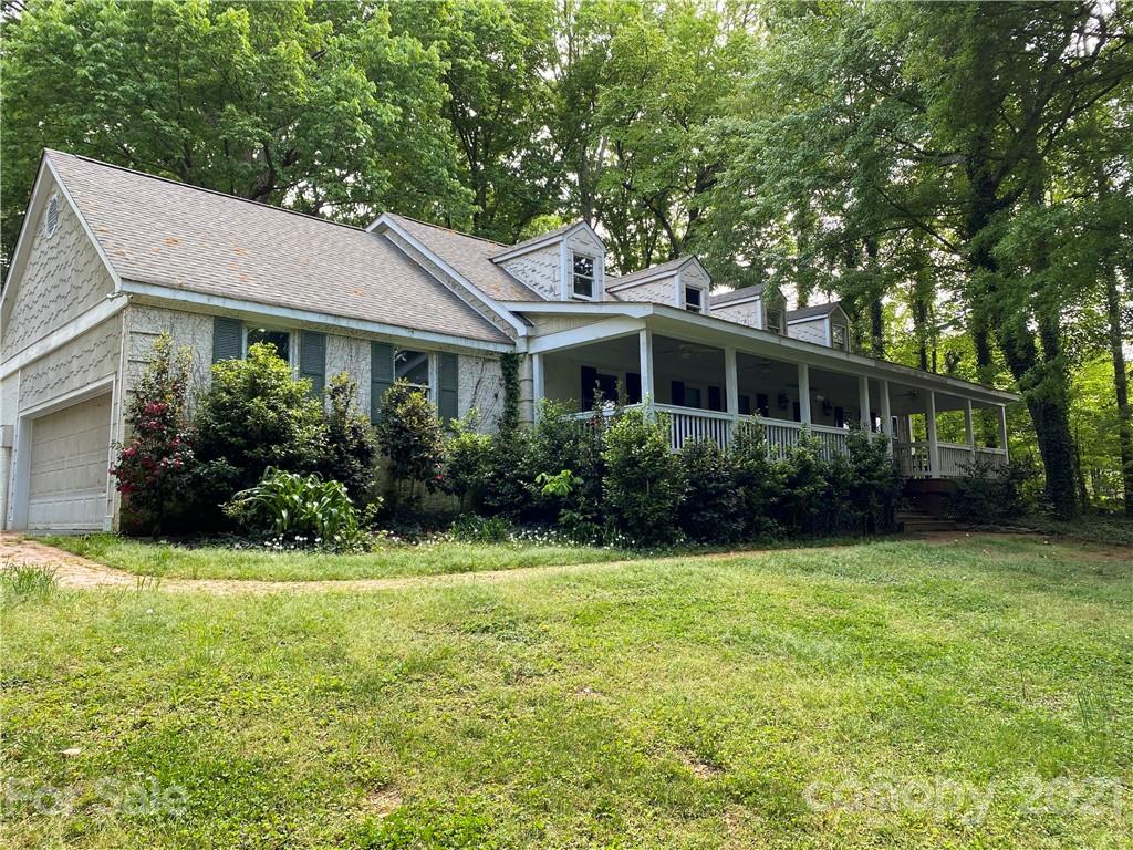 1001 Chestnut Lane Matthews NC 28104
