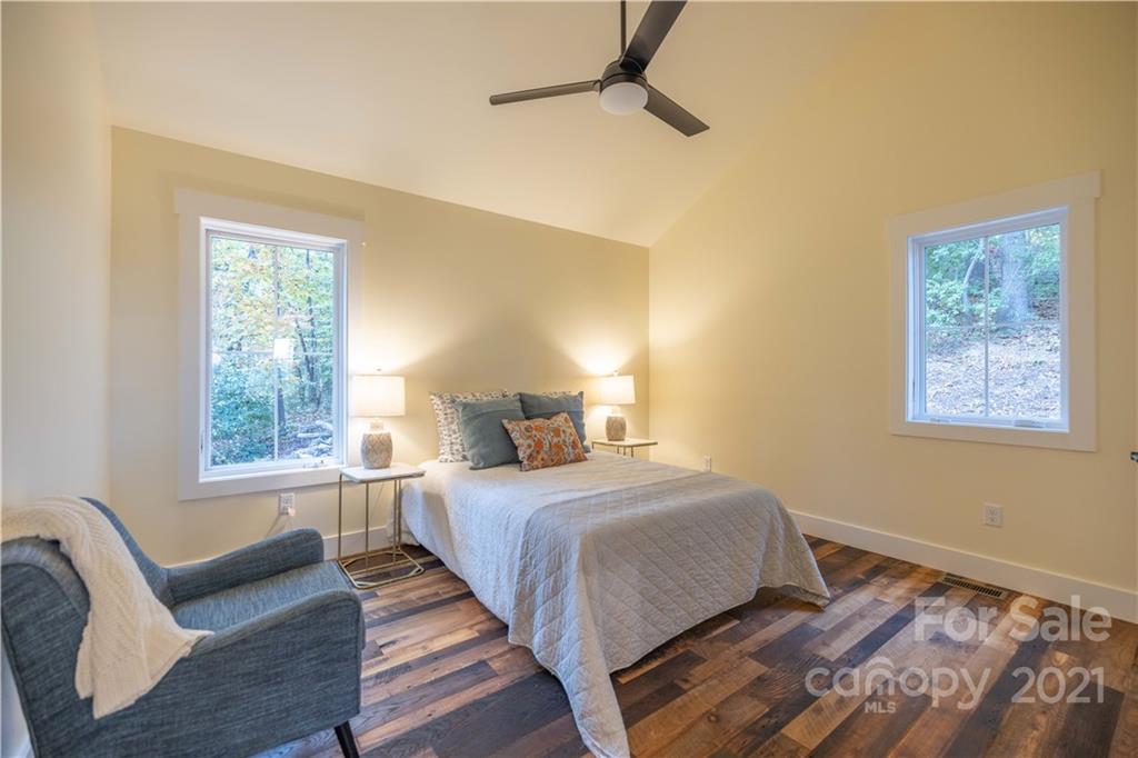 60 Desota Street Asheville NC 28806