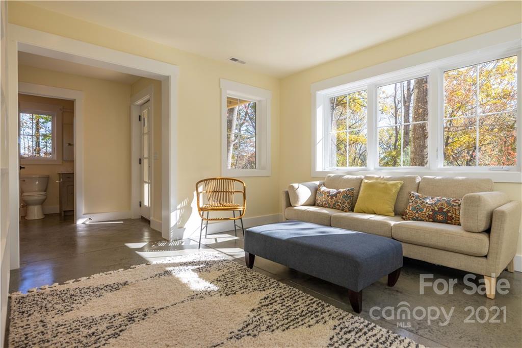 60 Desota Street Asheville NC 28806