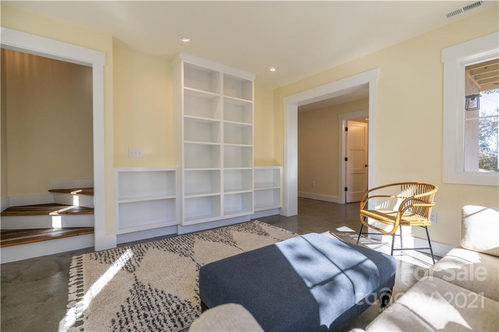 60 Desota Street Asheville NC 28806