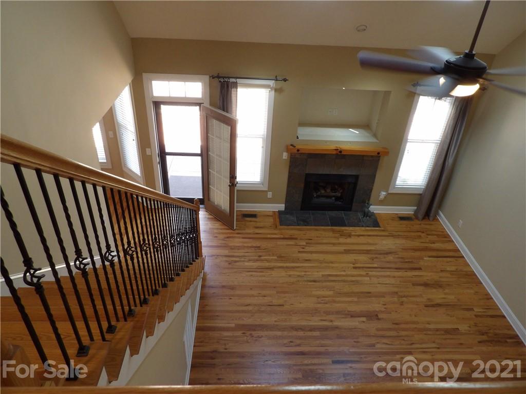 7 Long Winding Road Asheville NC 28805