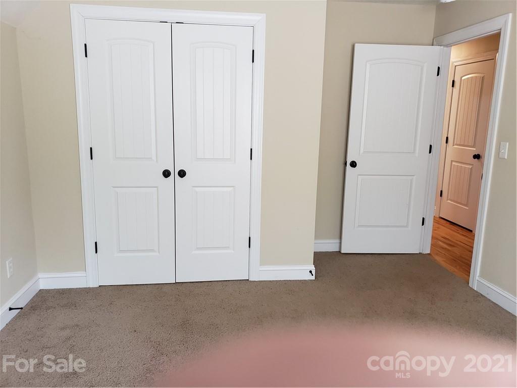 7 Long Winding Road Asheville NC 28805