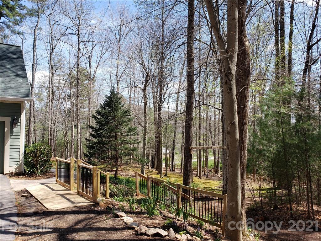 7 Long Winding Road Asheville NC 28805