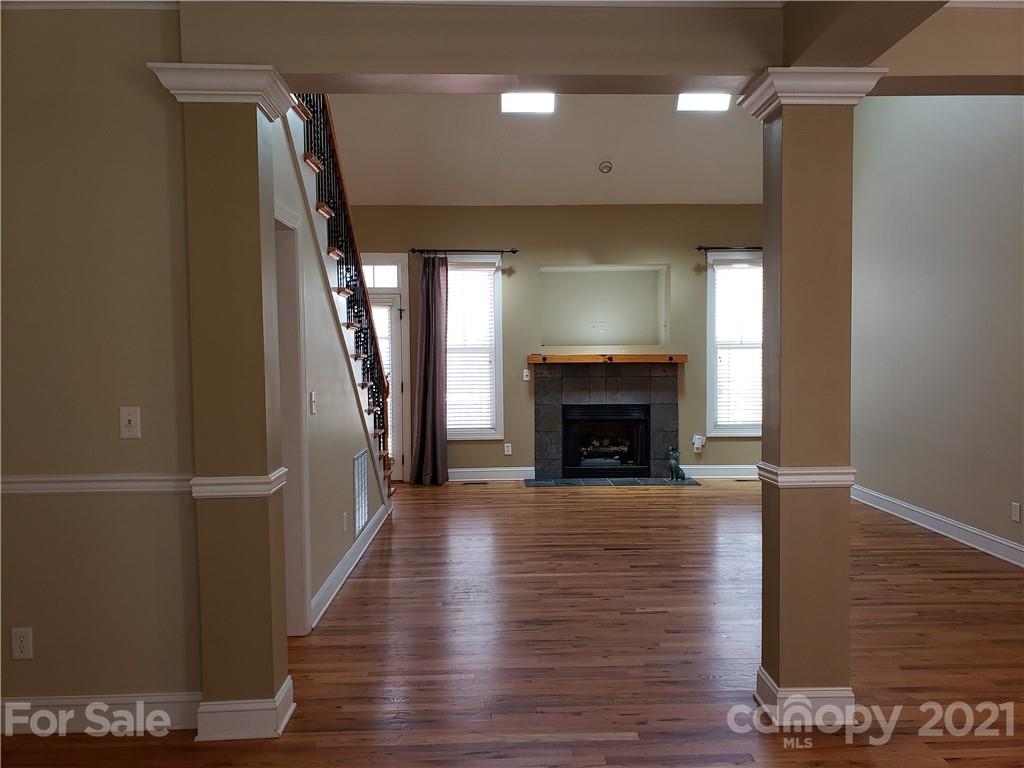 7 Long Winding Road Asheville NC 28805