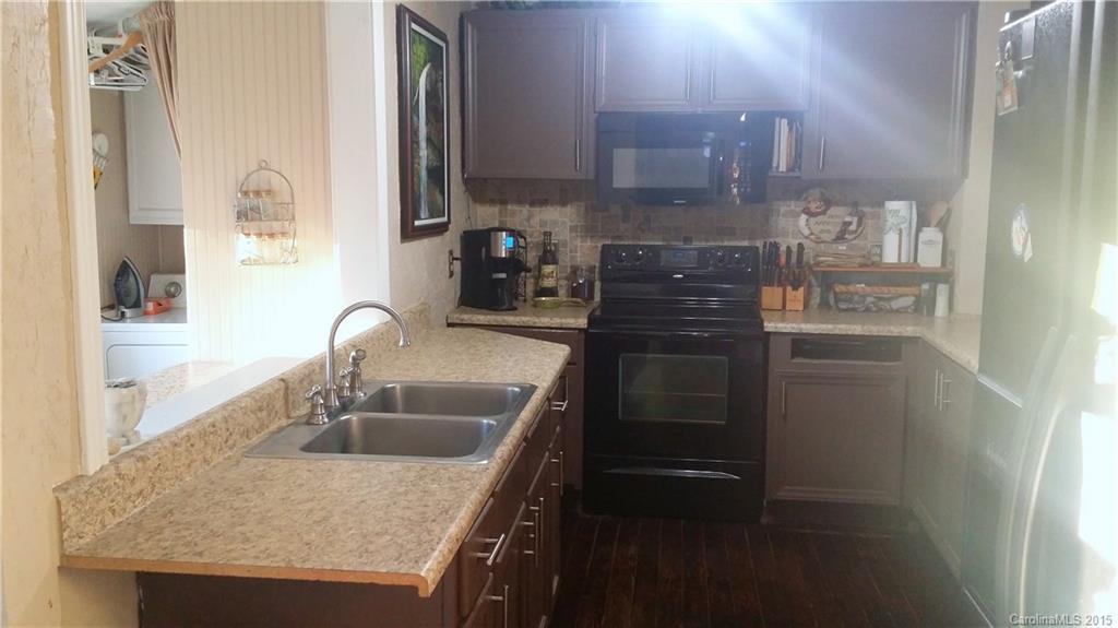 511 Oakmont Drive Canton NC 28716