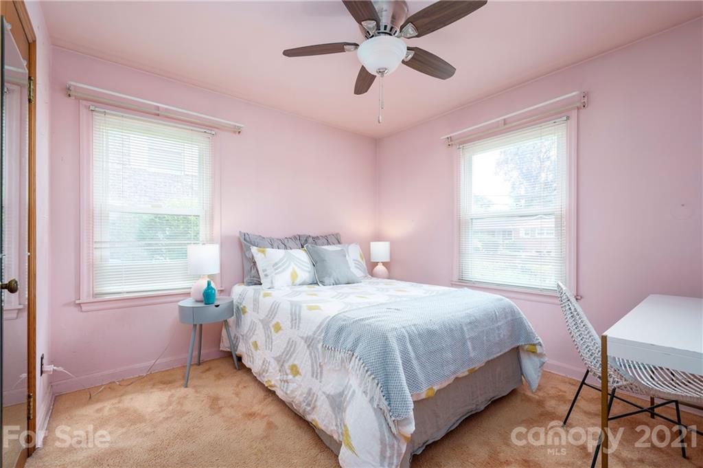 122 Wyoming Road Asheville NC 28803