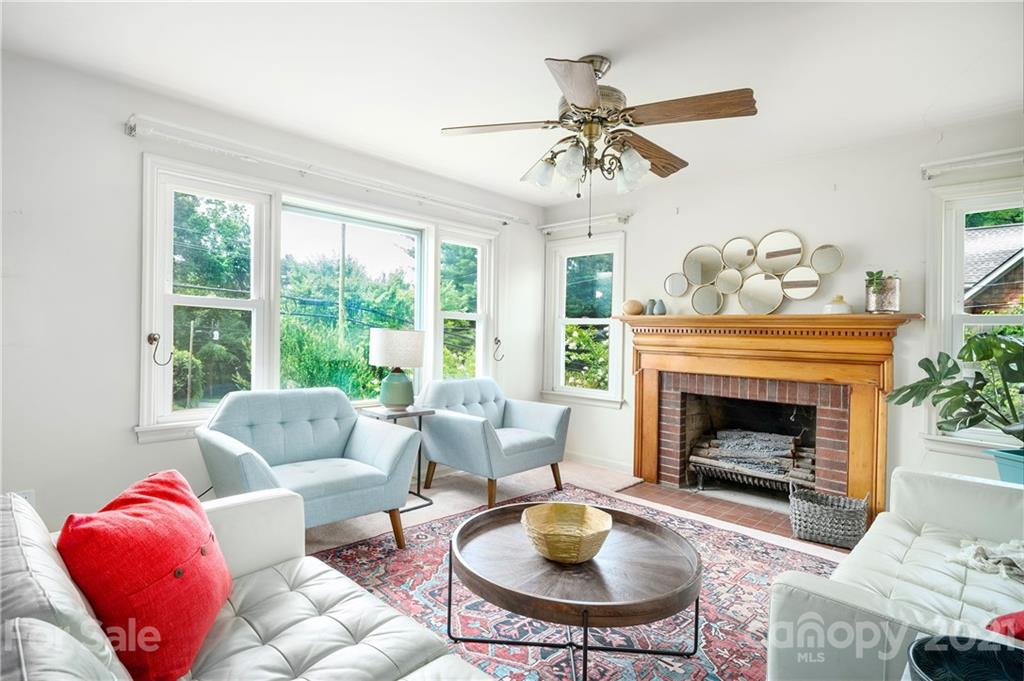 122 Wyoming Road Asheville NC 28803