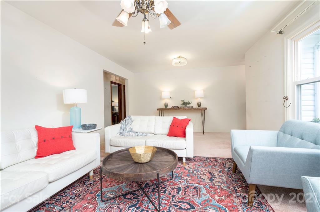 122 Wyoming Road Asheville NC 28803