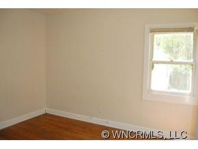 28 Dallas Street Asheville NC 28806