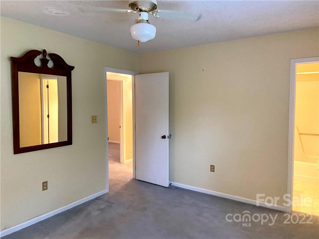 7036 Stoneridge Road Charlotte NC 28226