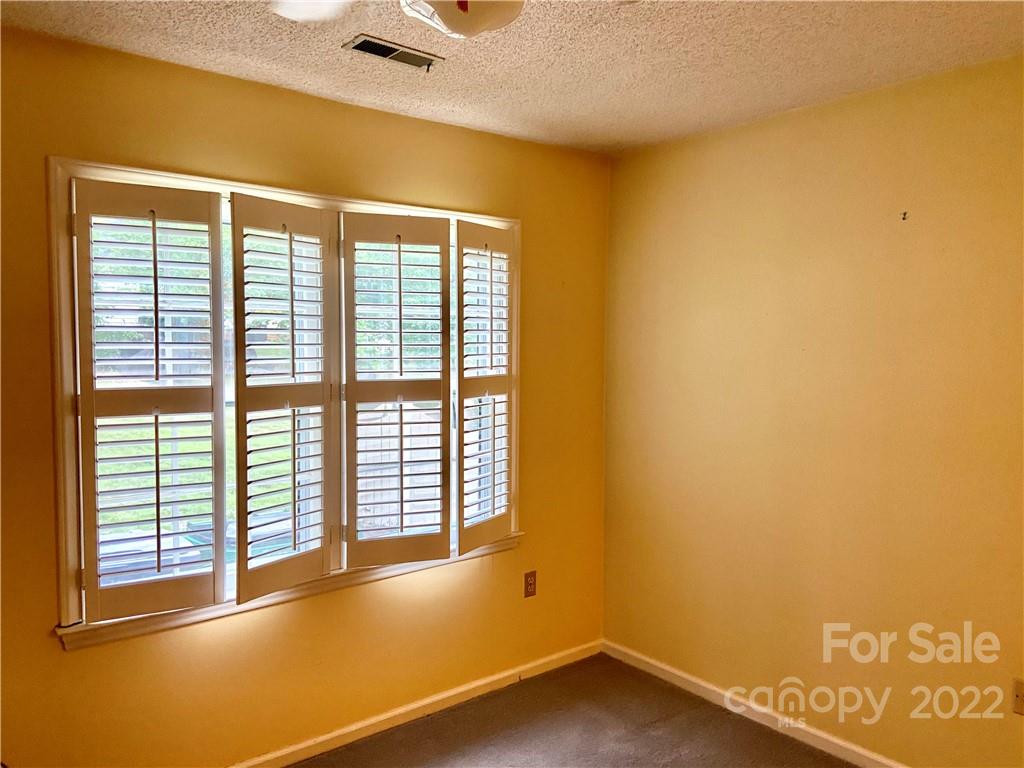 7036 Stoneridge Road Charlotte NC 28226