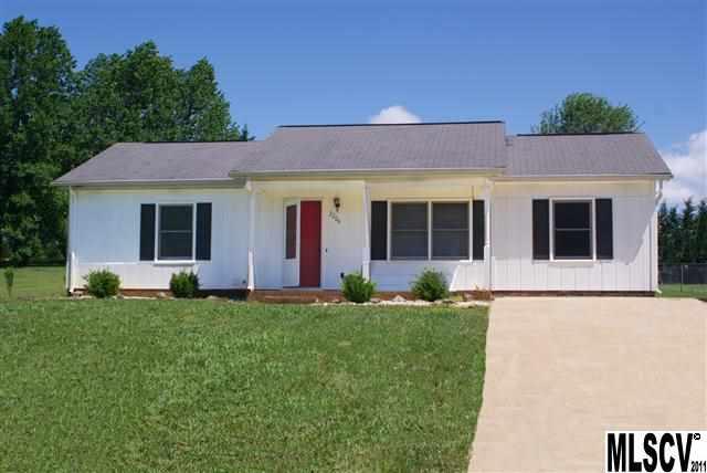2204 Angle Drive Conover NC 28613