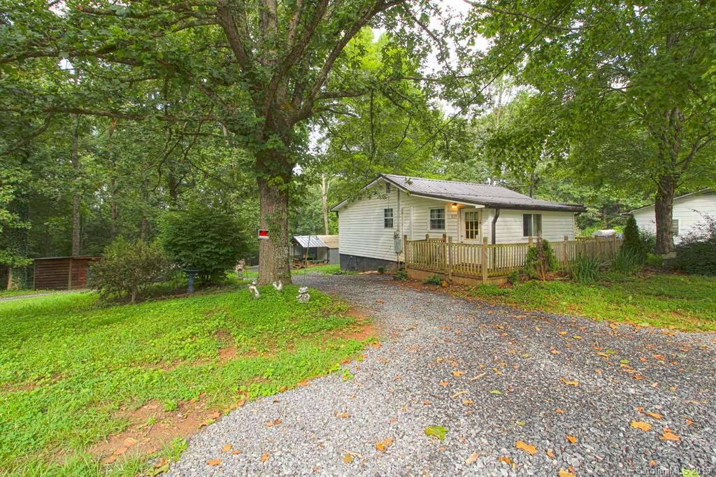 339 Nix Creek Church Road Marion NC 28752