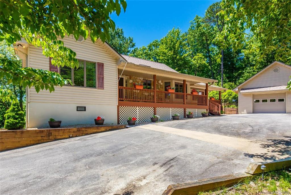 620 Thunder Road Brevard NC 28712
