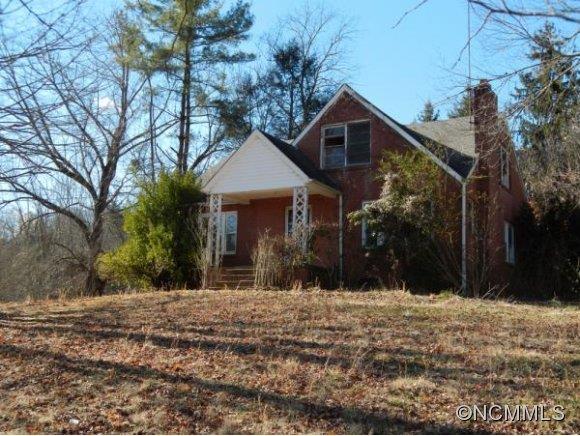 16 Brendell Road Candler NC 28715