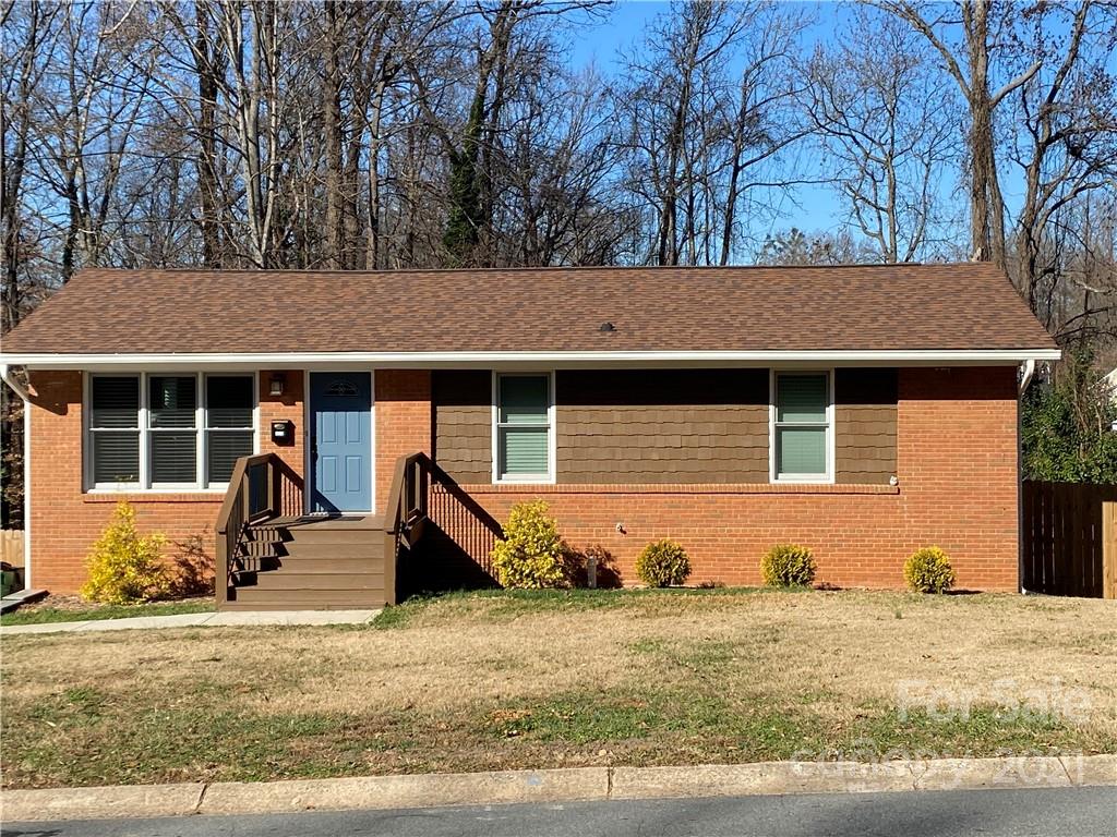 1314 Plumstead Road Charlotte NC 28216