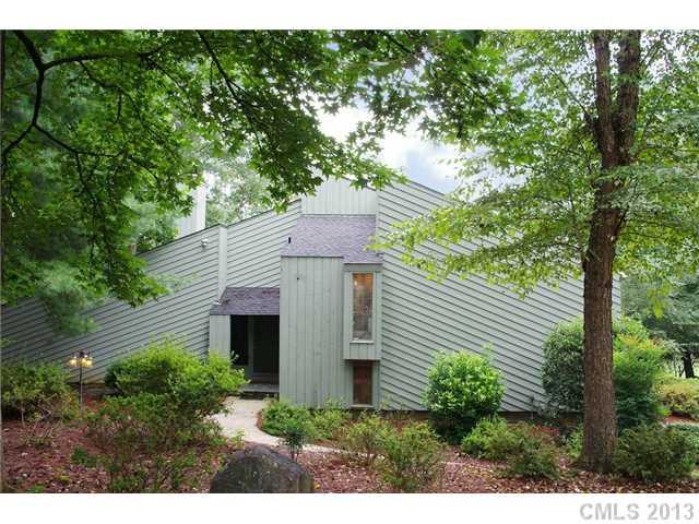 8212 Eagles Point Court Charlotte NC 28277
