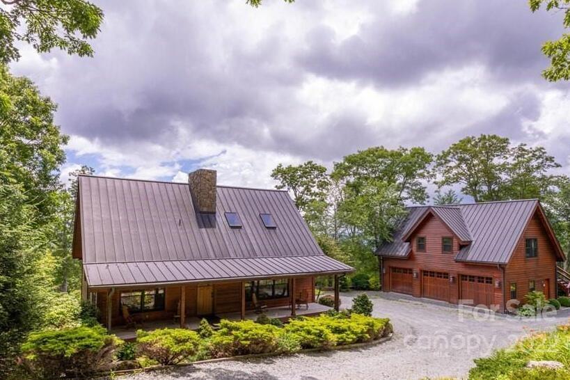 419 Summit Trail Banner Elk NC 28604