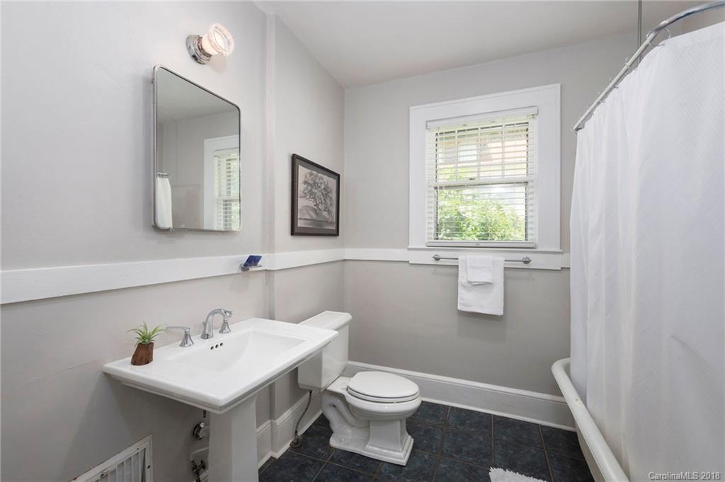 6 Middlemont Avenue Asheville NC 28806