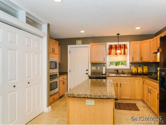 9 Pineview Road Fairview NC 28730