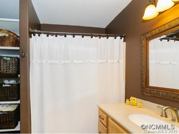 9 Pineview Road Fairview NC 28730