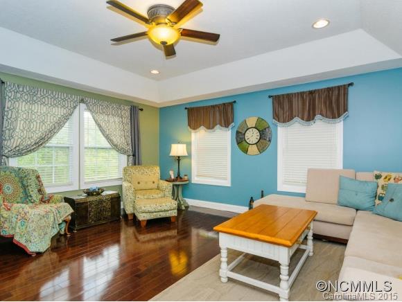 9 Pineview Road Fairview NC 28730