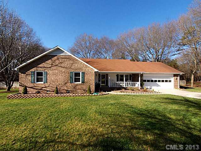 2406 Nancy Lane Harrisburg NC 28075