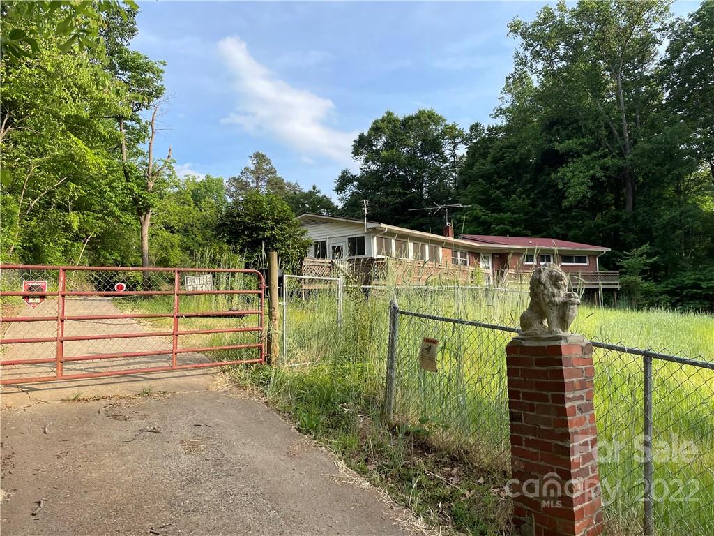931 Dallas Bessemer City Highway Gastonia NC 28052
